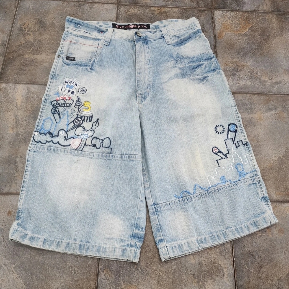 Vintage Y2K 5ive Jungle Men's 36 Crazy Embroidered Baggy Streetwear Shorts
